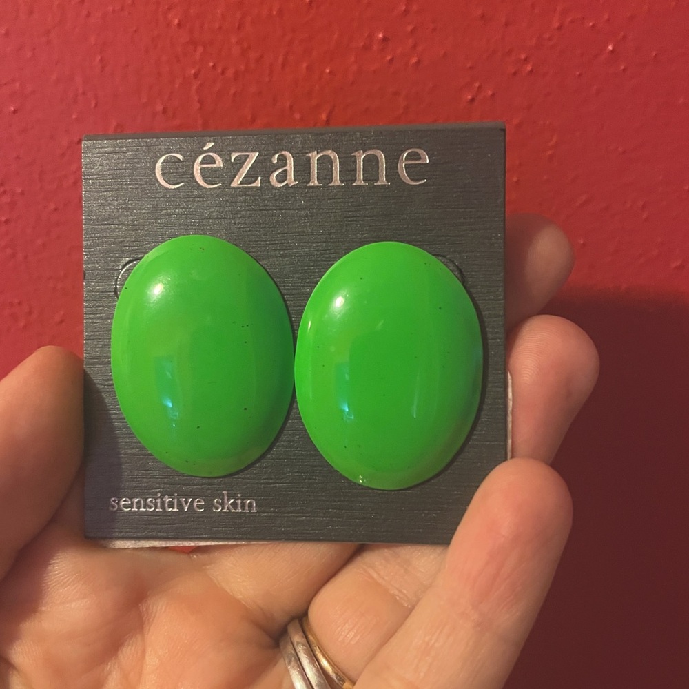 Cezanne Green Oval Retro Statement Earrings / NWT